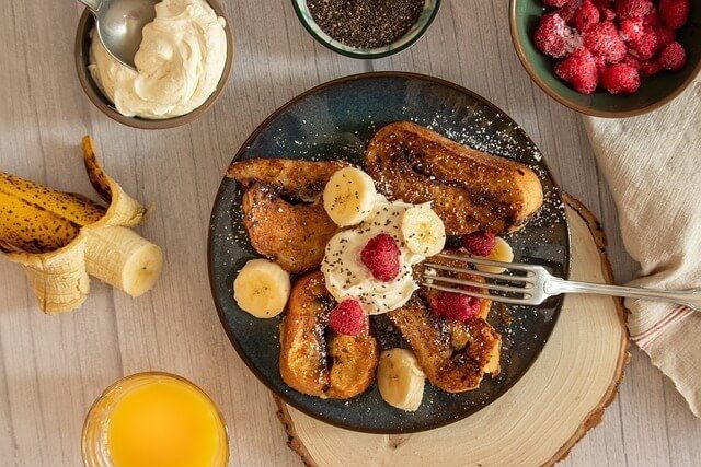 French toast recipe with bananas and cinamon