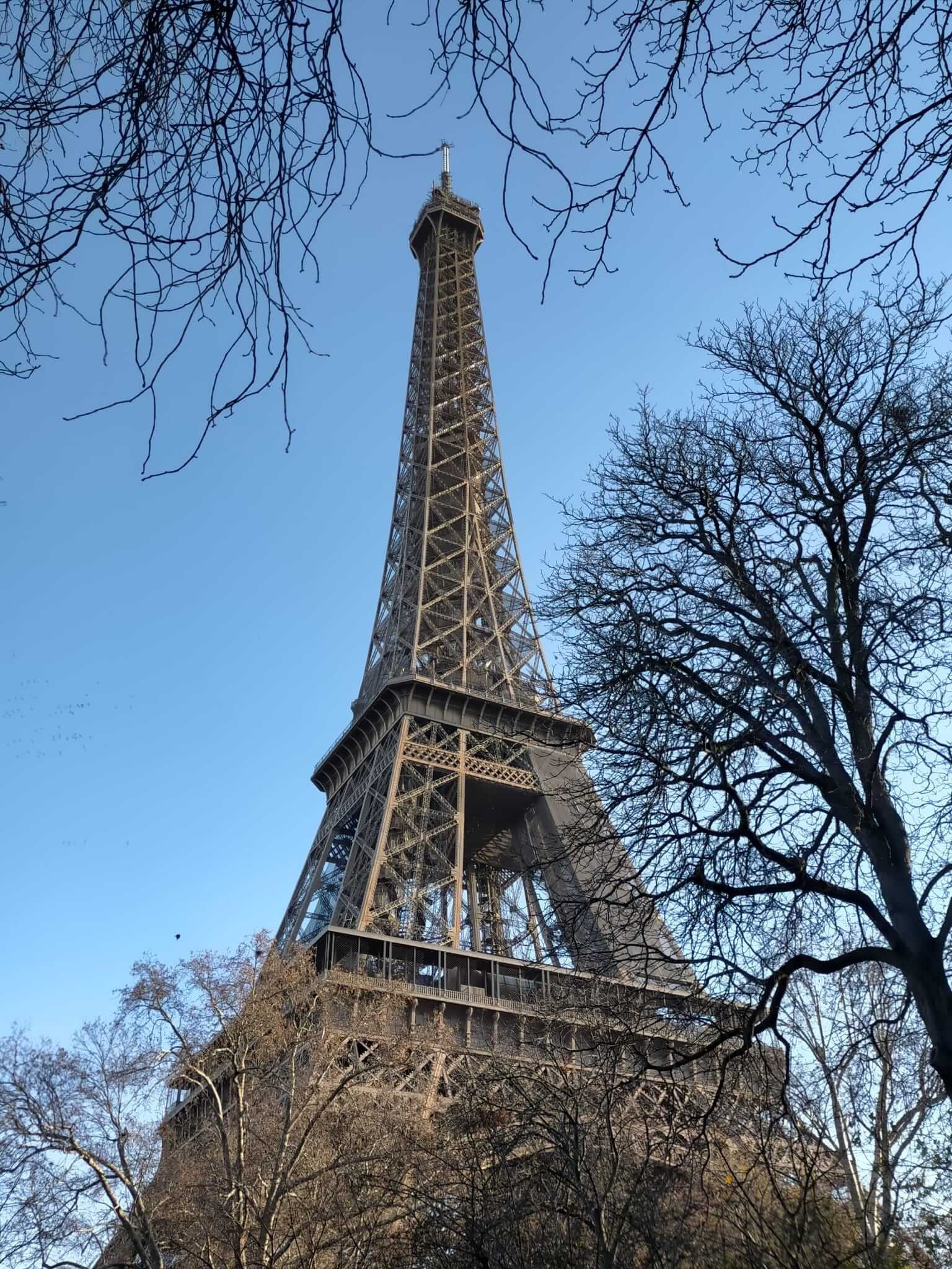 Paris diaries 4 - Visiting the Eiffel Tower